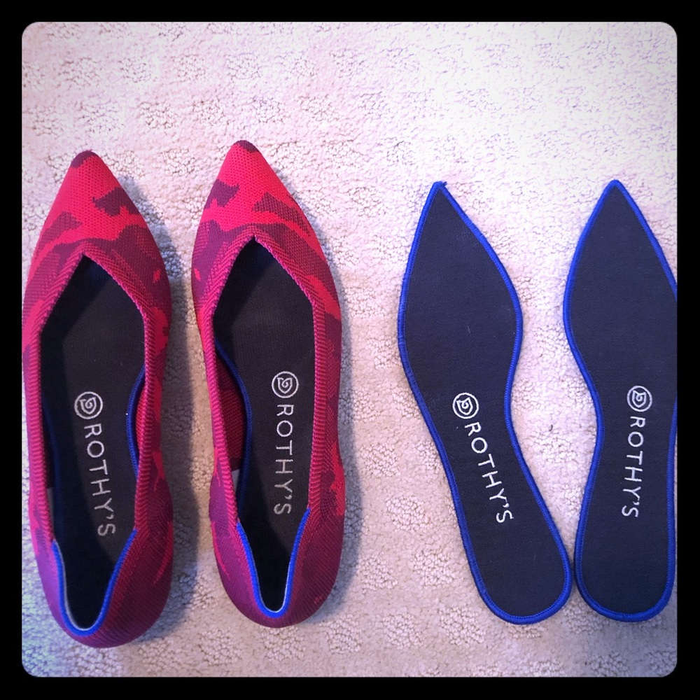 Rothys “The Point” in Red Camo + extra insoles